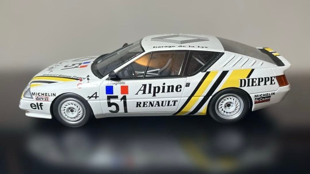 レア❗️ミニカー 1/18 オットモビル ルノー アルピーヌGTAヨーロッパカップ