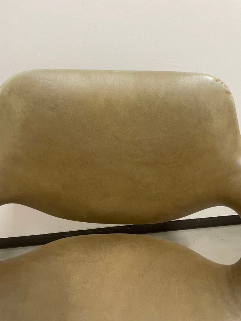 デザイナーズチェア ラウンジチェア レザー キャメル カフェ風 モダン ma65