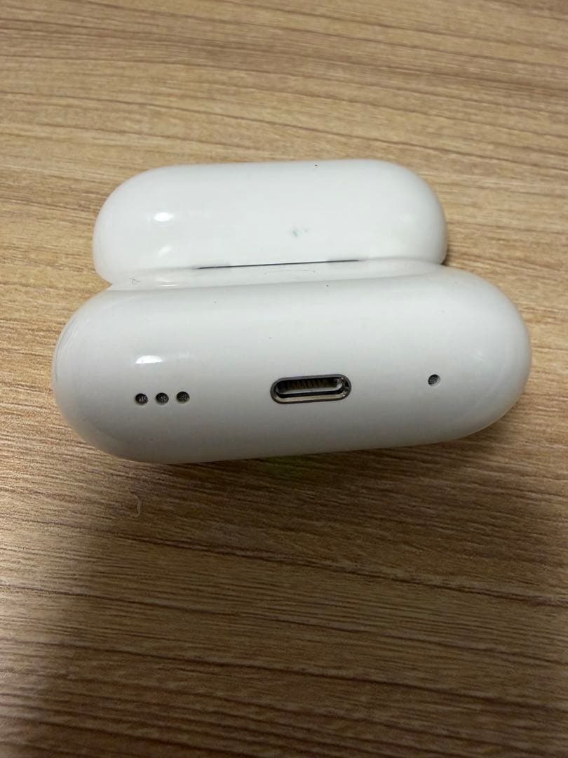 AirPods Pro 第2世代 Lightning Magsafe充電タイプ