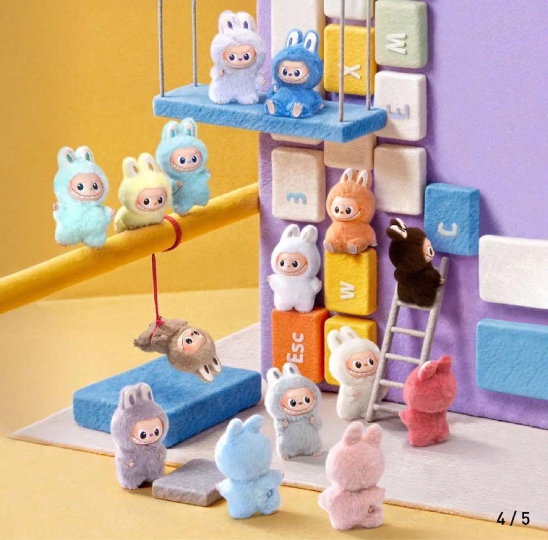 popmart pin for love labubu ラブブ T