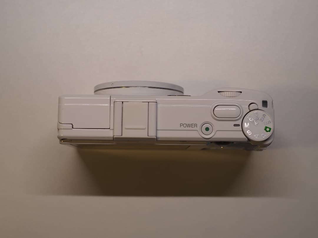 【美品】GR DIGITAL IV ホワイトエディション(SH176回)