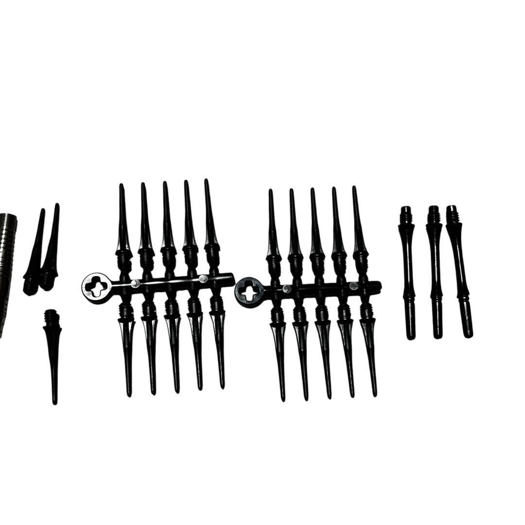 MONSTER ダーツセット TRIPLEIGHT トリプレイト　ケース付き