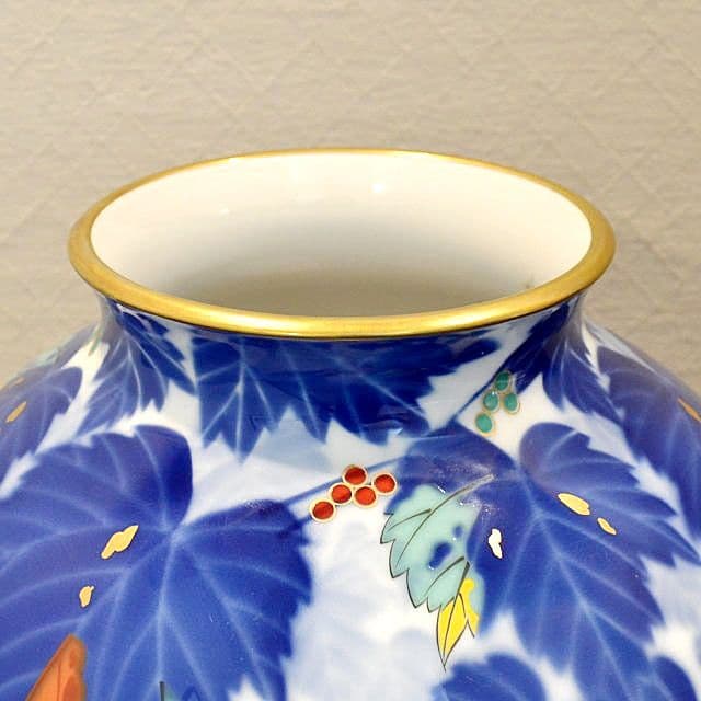 宮内庁御用達★有田焼★香蘭社★『蔦』花瓶★未使用★木箱入り