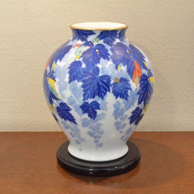 宮内庁御用達★有田焼★香蘭社★『蔦』花瓶★未使用★木箱入り