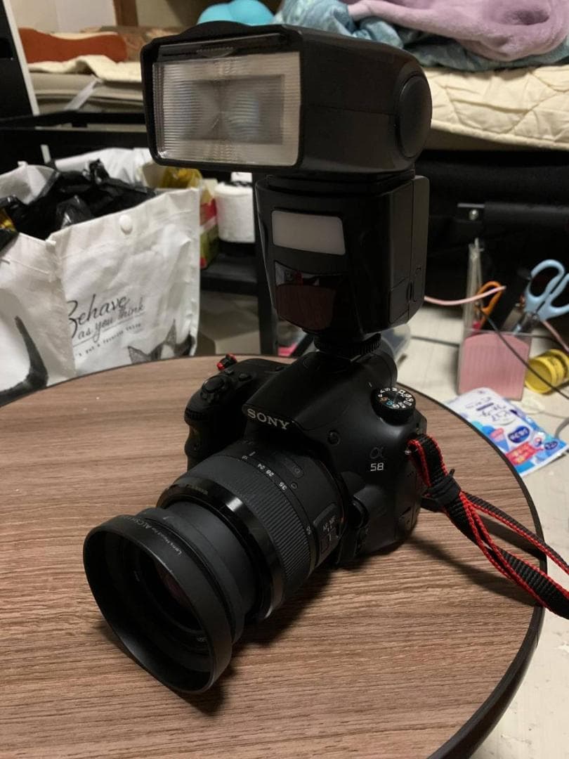 一眼レフカメラ用のスピードライト