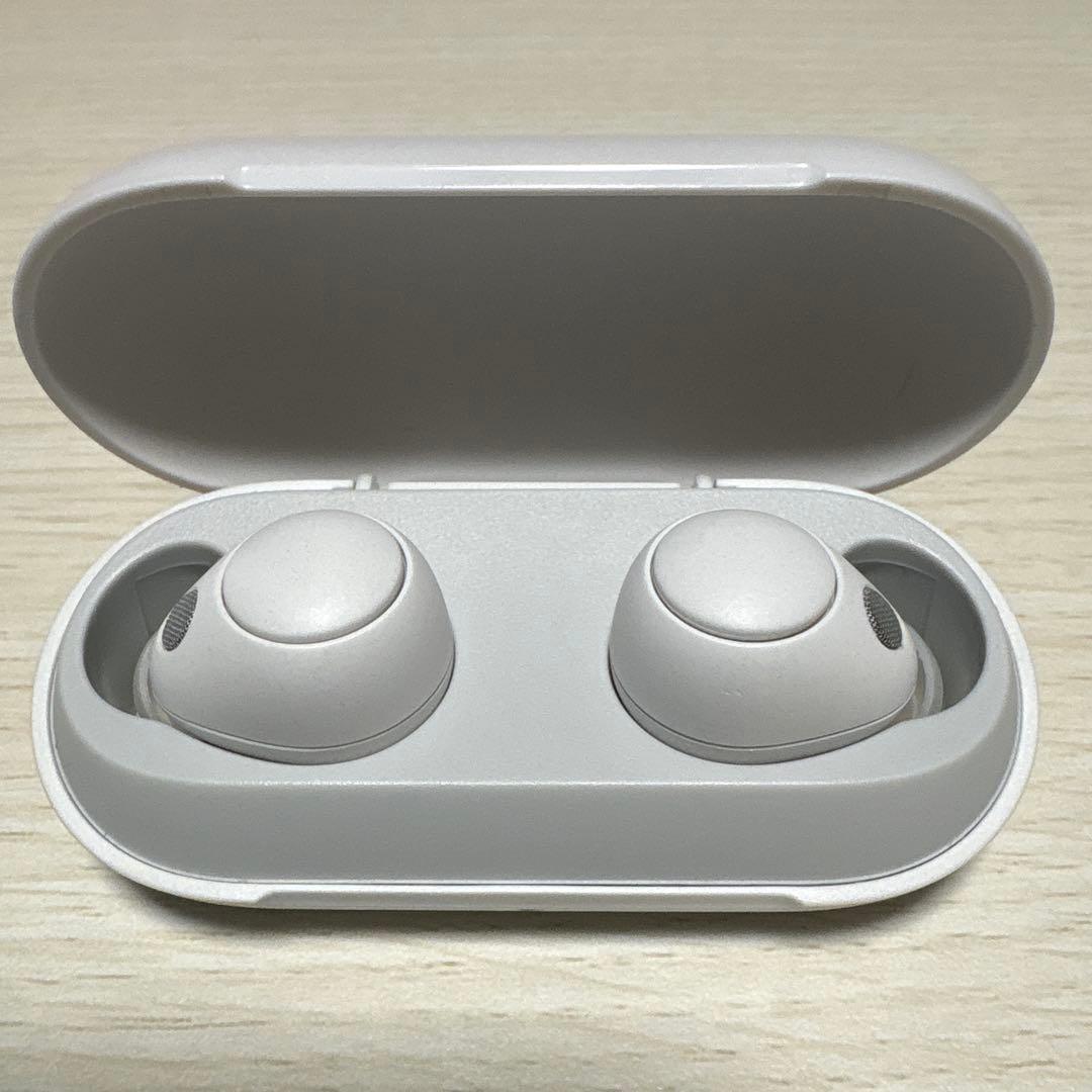 ソニーワイヤレスイヤホン WF-C700N ノイズキャンセリング搭載　ホワイト