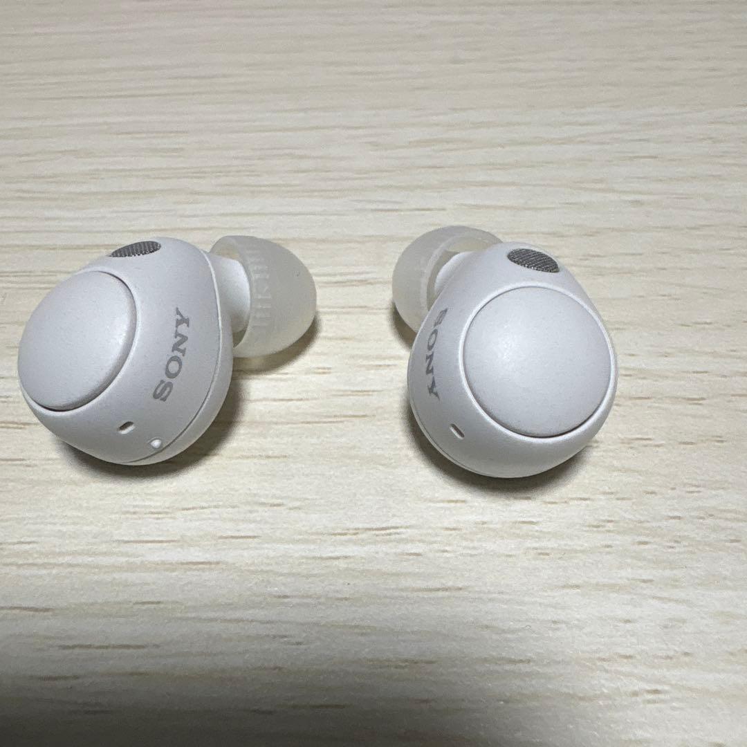 ソニーワイヤレスイヤホン WF-C700N ノイズキャンセリング搭載　ホワイト