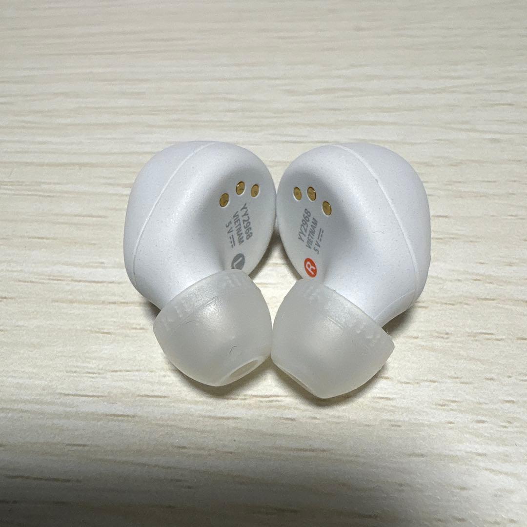 ソニーワイヤレスイヤホン WF-C700N ノイズキャンセリング搭載　ホワイト