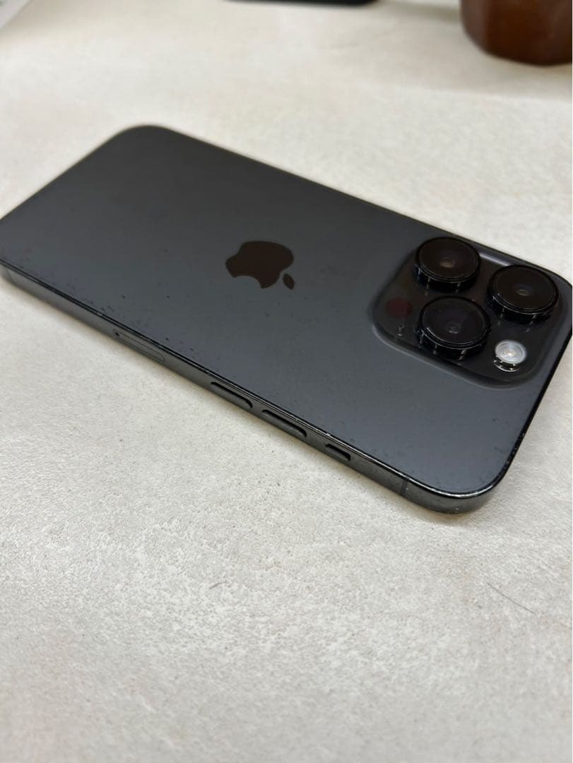 Apple iPhone 14 Pro スペースブラック　本体