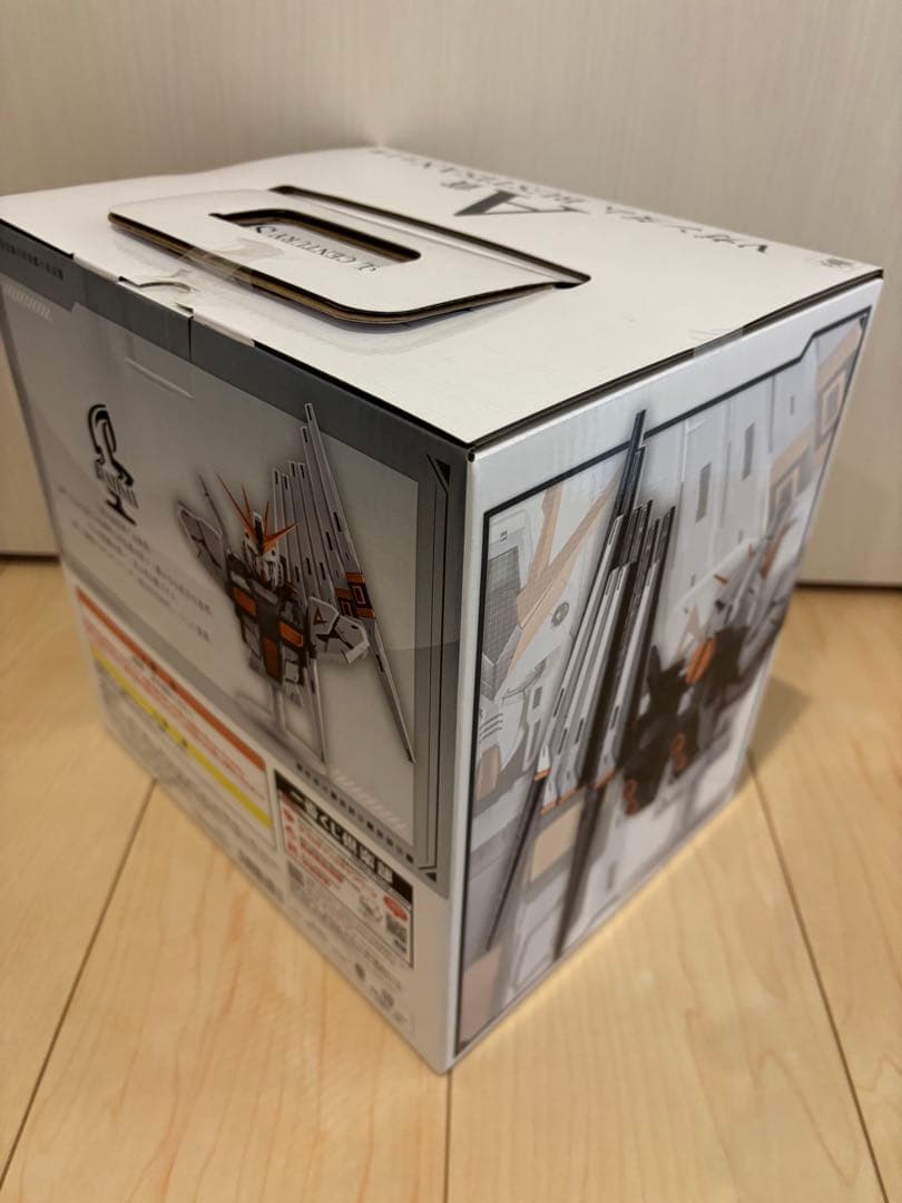 一番くじ　機動戦士ガンダム SAGA A賞νガンダム BUSTISAN