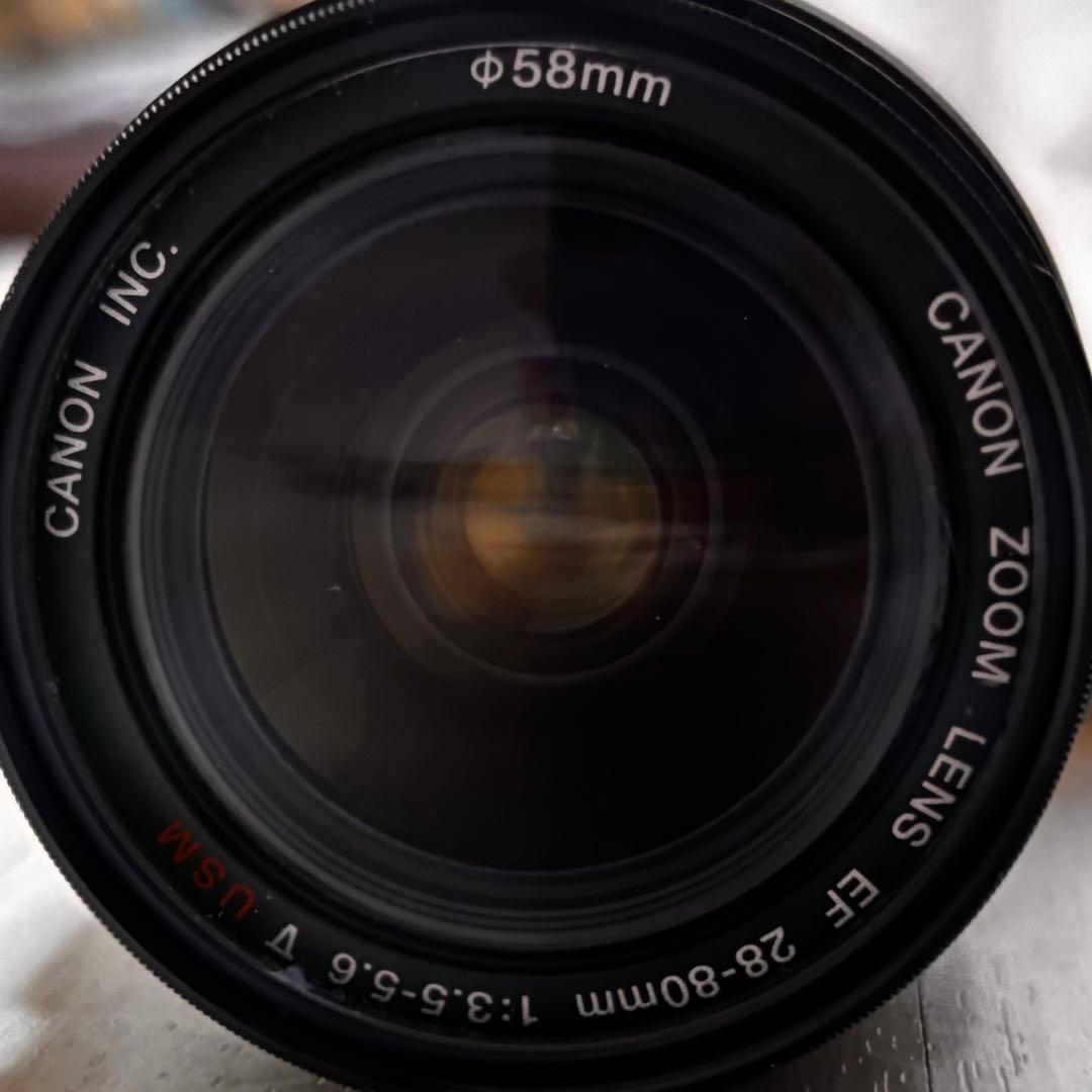 Canon EOS kiss x3 本体　レンズ　バッテリー　充電器
