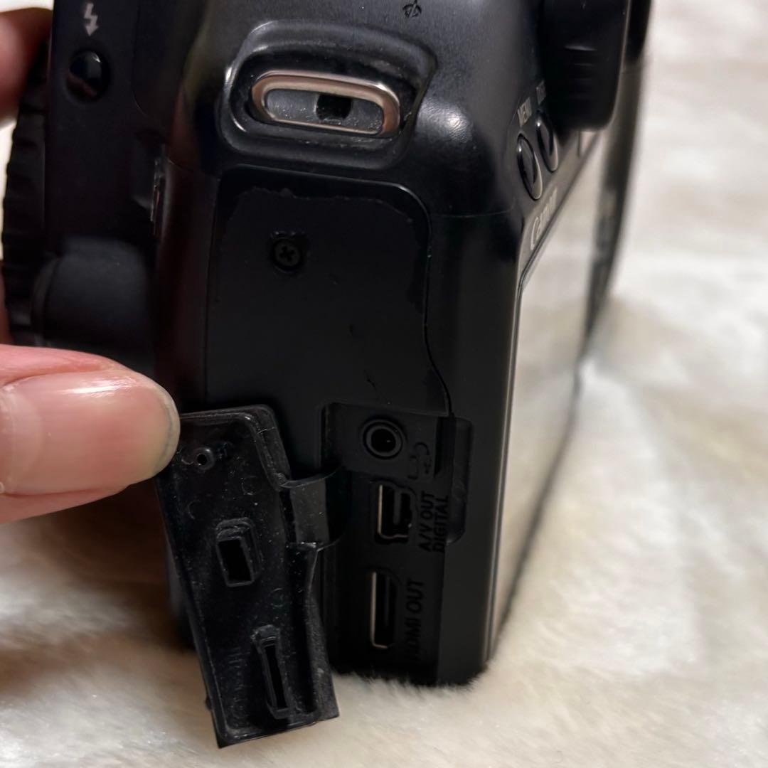 Canon EOS kiss x3 本体　レンズ　バッテリー　充電器