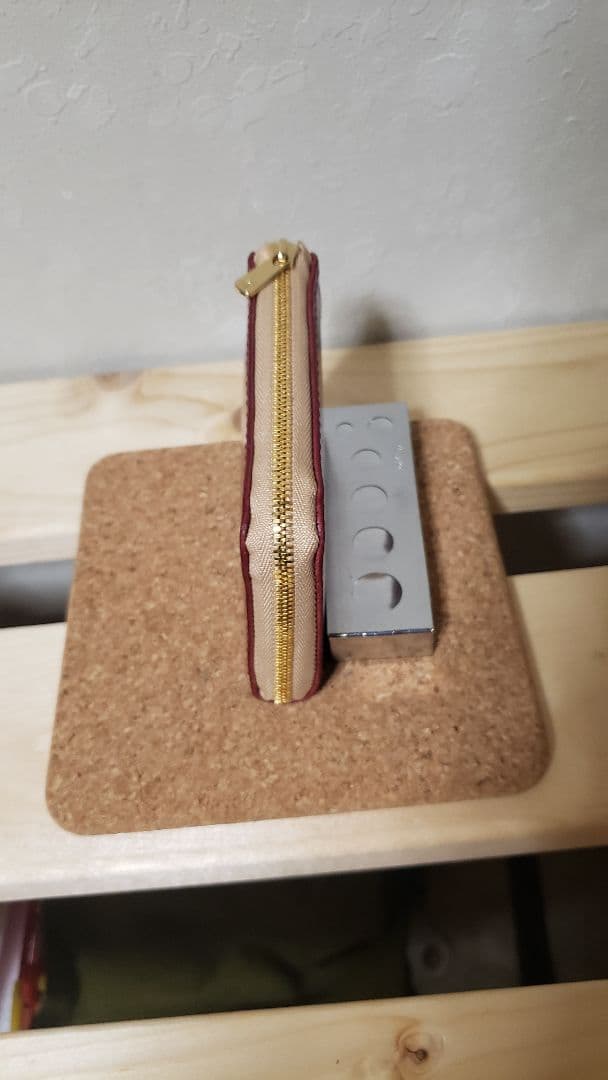 【新作ハンドメイド】赤いレザー ジッパー式財布 コンパクト