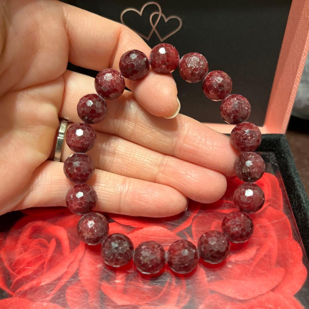 天然石ブレスレット　ルビー　ミラーボールカット