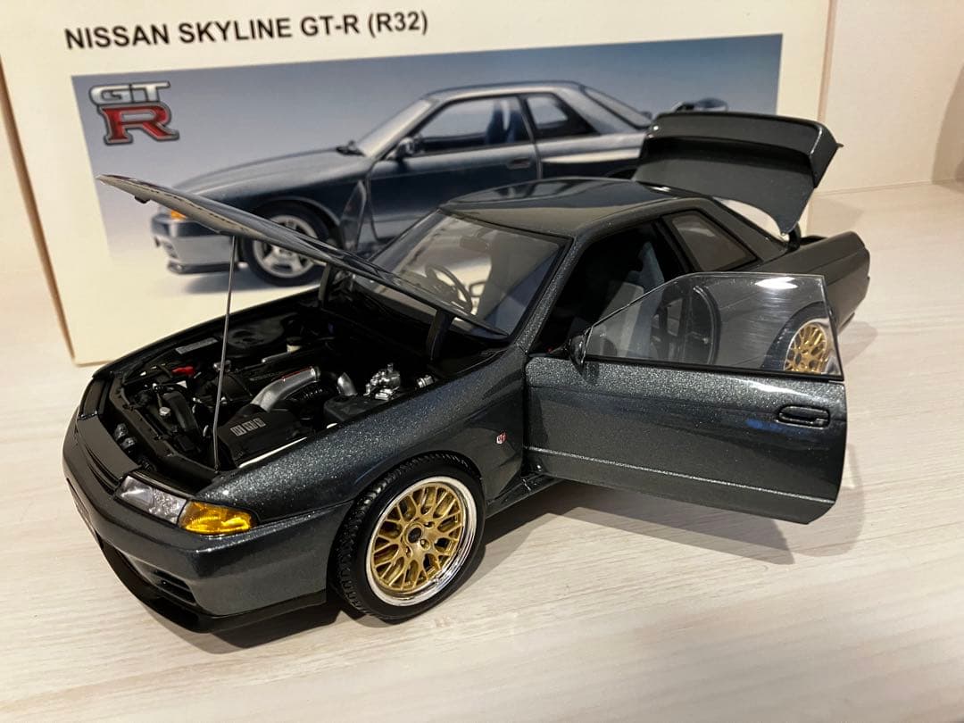 1/18 オートアート スカイライン R32 GTR