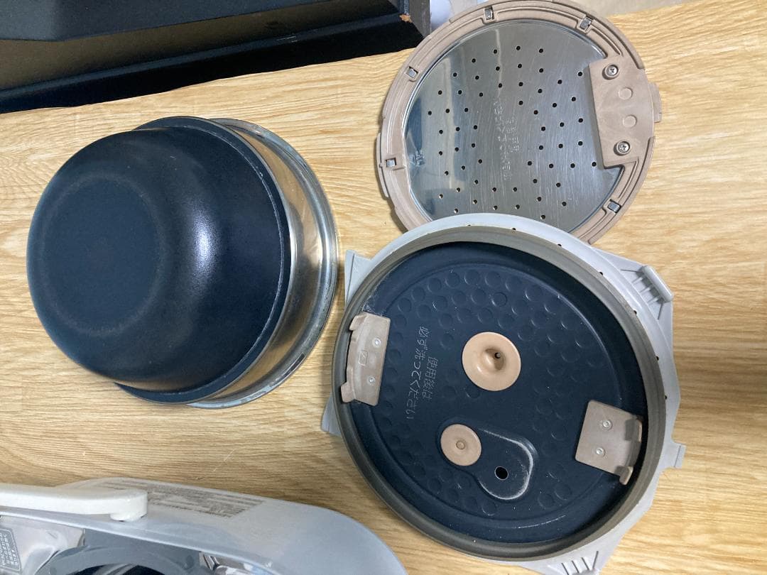 ZOJIRUSHI NP-VD10 圧力IH炊飯ジャー炊飯器 5.5合炊き