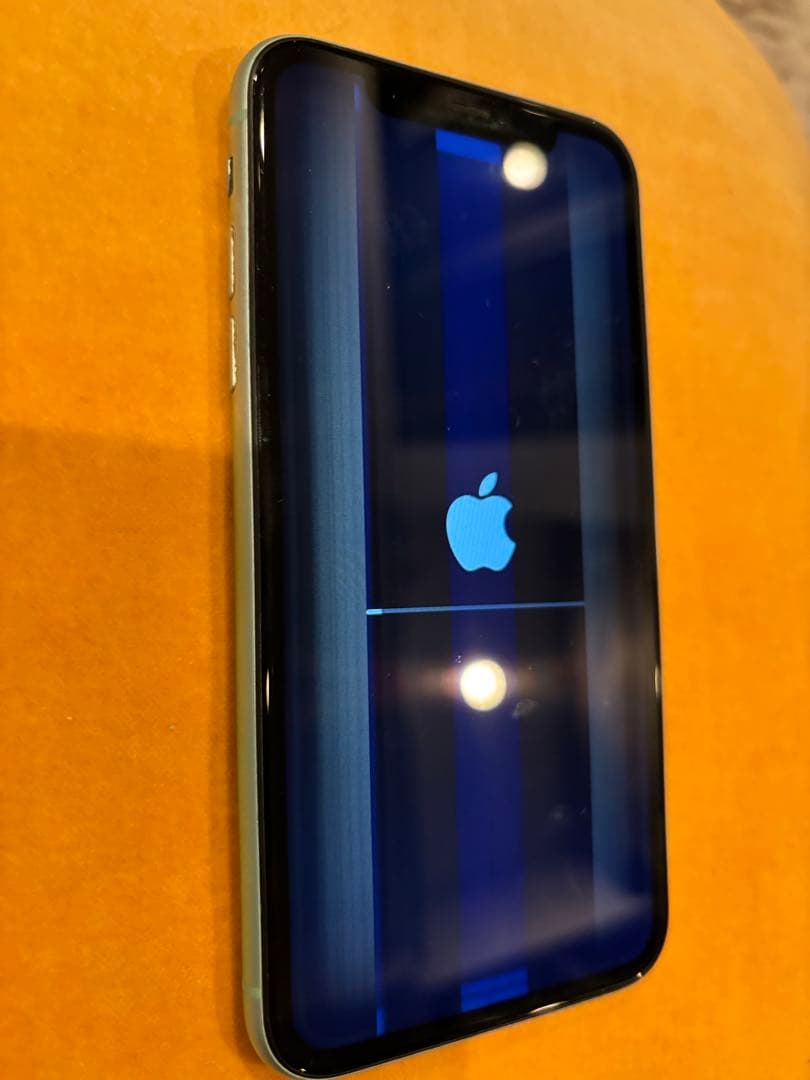 iPhone 11 ミントグリーン 本体　中古