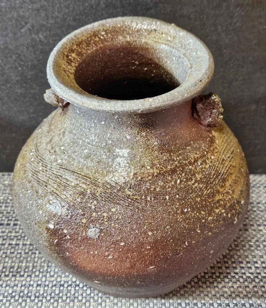 常滑焼　竹内嘉彦 作　南蛮手　櫛目双耳壺　共箱　共布　陶歴付　茶道具茶器　花入れ