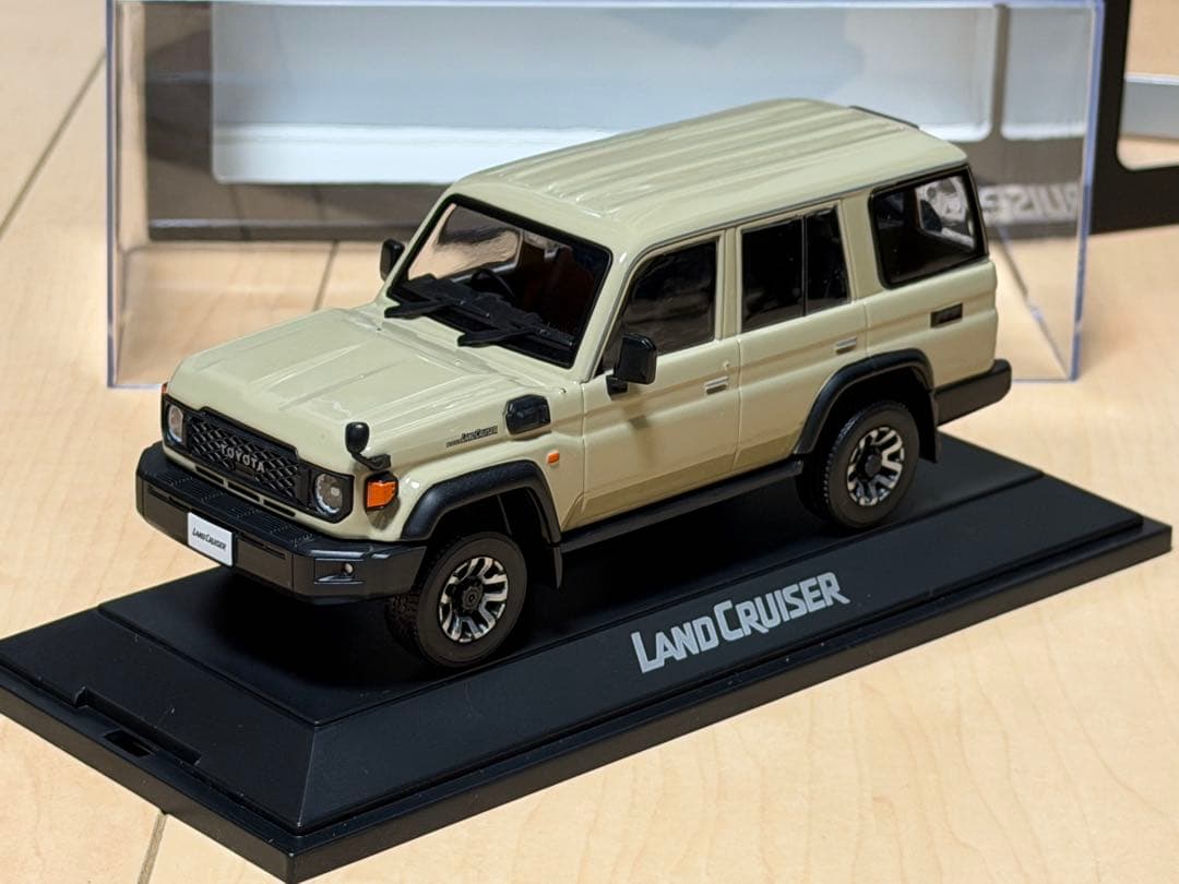 非売品 トヨタ ランドクルーザー70 1/30 カラーサンプル用ミニカー