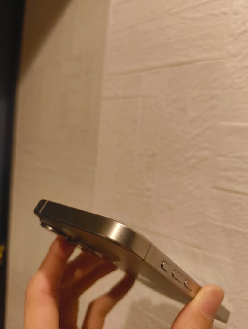 美品　Apple iPhone 15 Pro 本体 128GB