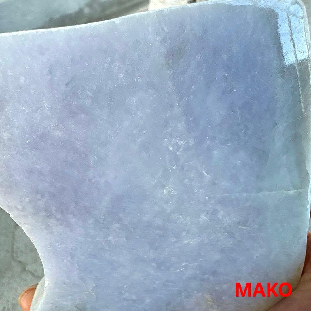 M1591☆糸魚川翡翠原石478g☆ラベンダー翡翠☆天然石　原石