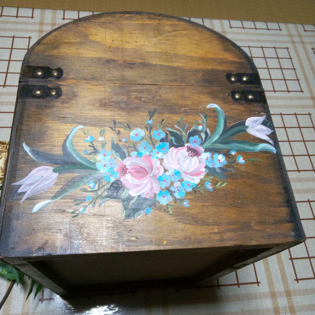昭和レトロ　大型トランク型　お値下げ中！　収納木箱　花絵柄　インテリア