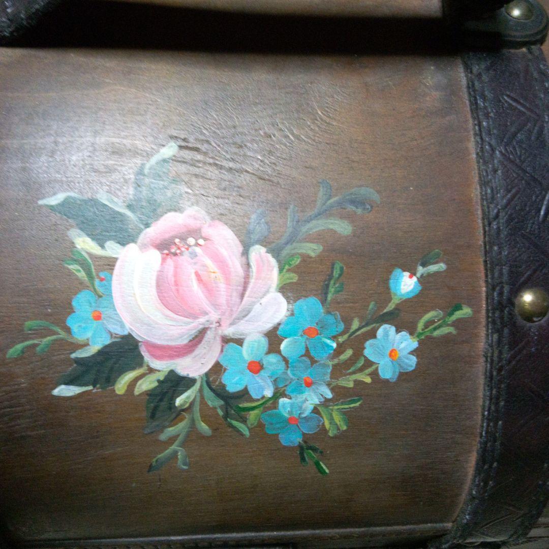 昭和レトロ　大型トランク型　お値下げ中！　収納木箱　花絵柄　インテリア