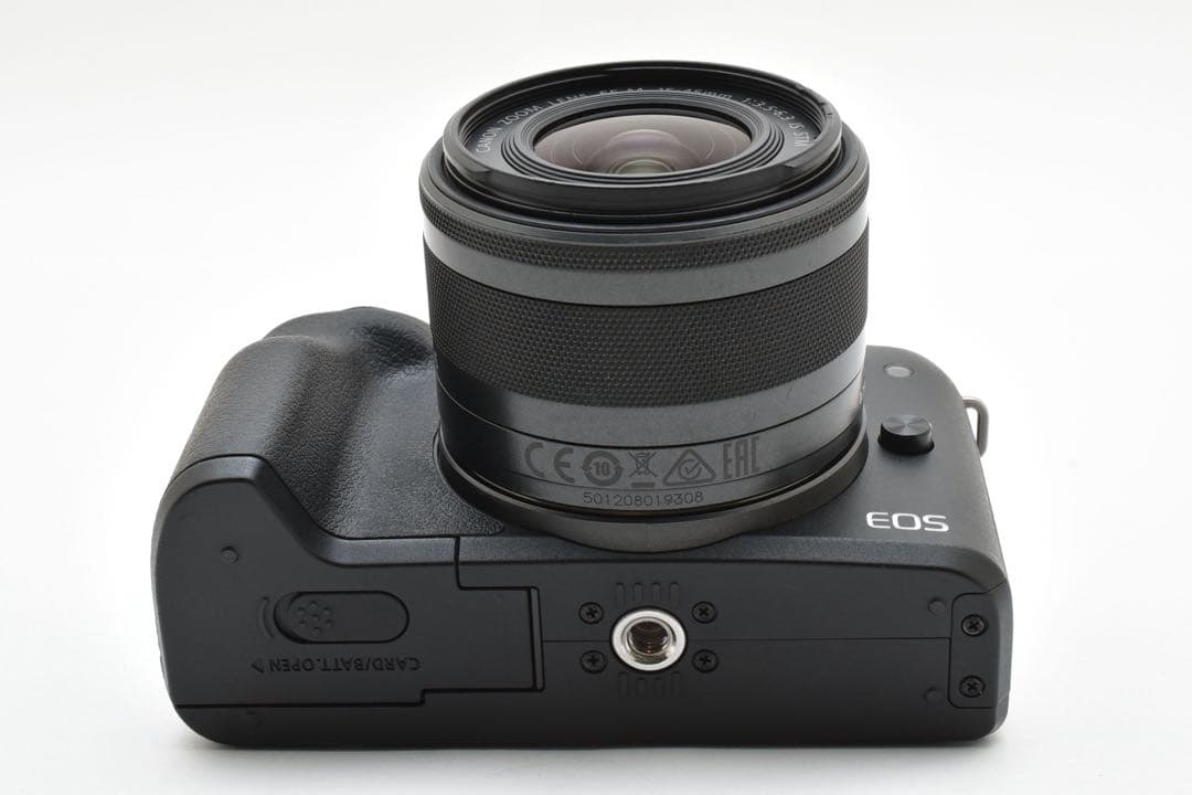 【美品】キヤノン CANON EOS KISS M 15-45mm IS STM
