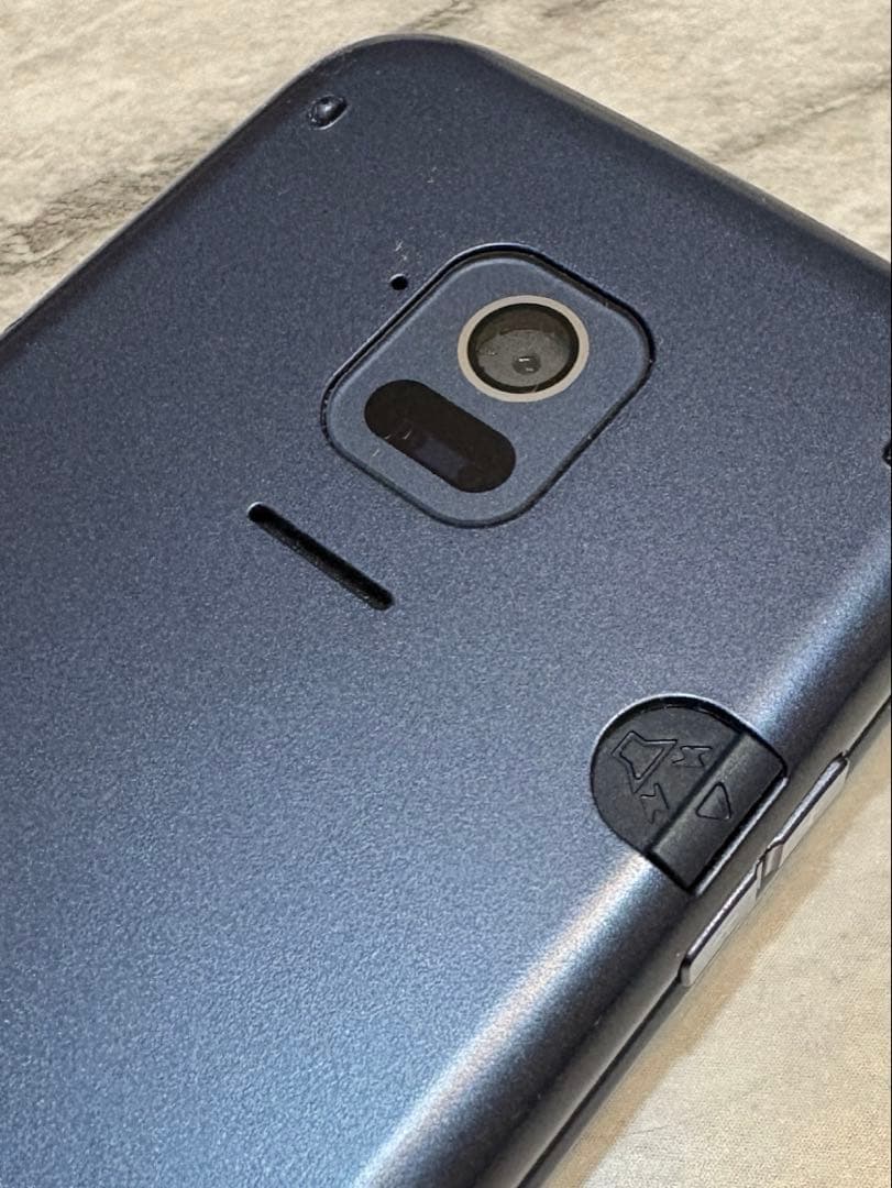 ドコモ らくらくホン F-01M