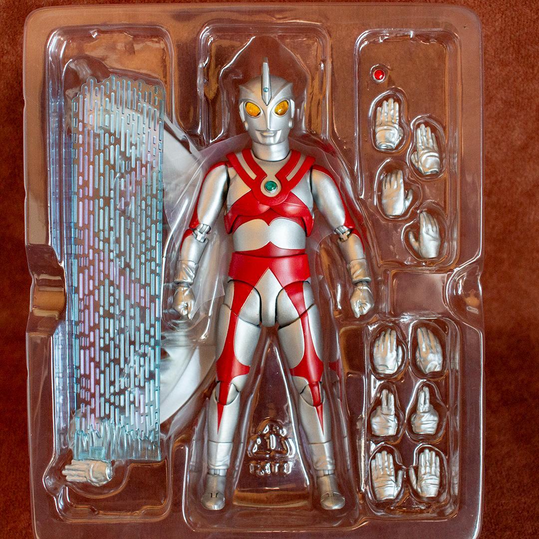 S.H. フィギュアーツ　ウルトラマンエース