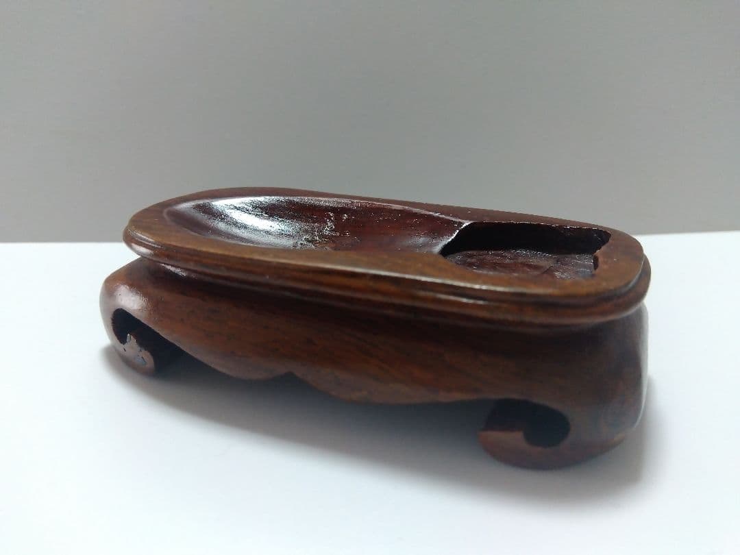 中国っぽい貝デザイン 彫刻 工芸品 置物 台座付き