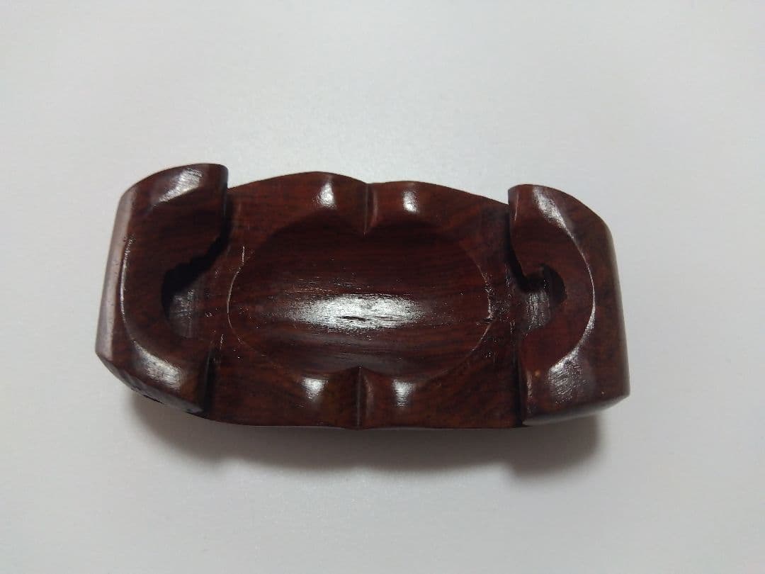 中国っぽい貝デザイン 彫刻 工芸品 置物 台座付き