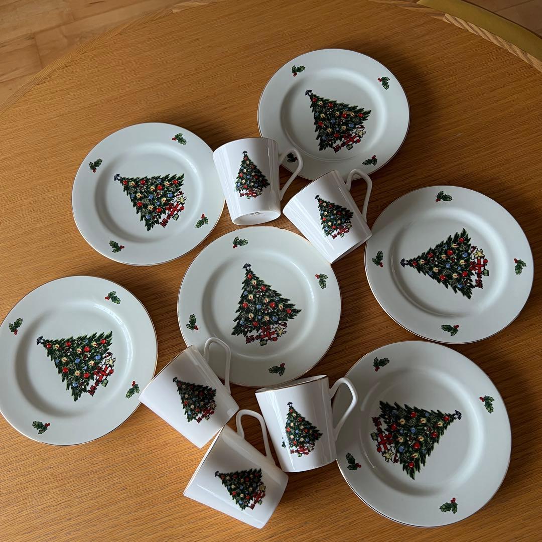 fine china ヴィンテージ　クリスマス　皿　カップ　セット