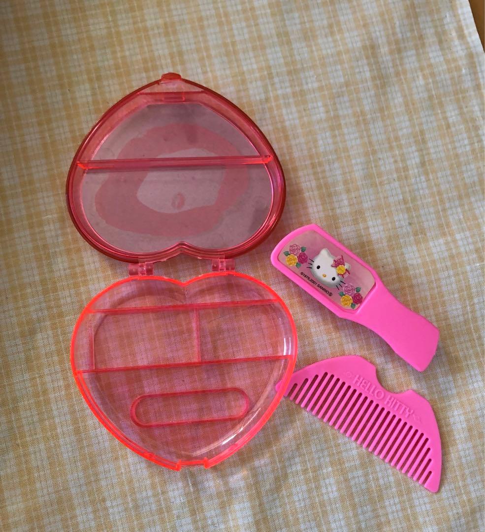 ハローキティ キャラクターグッズセット　クッション　小物