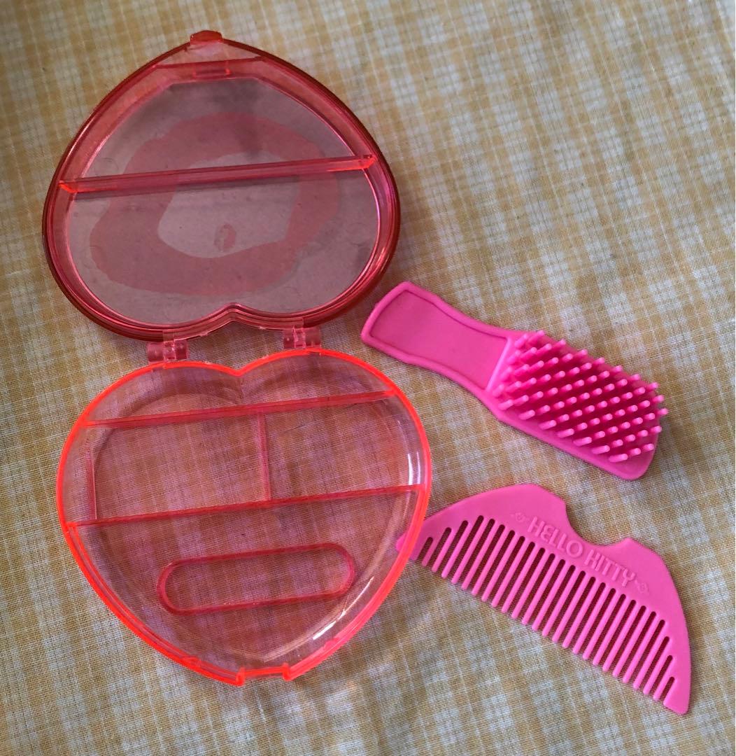 ハローキティ キャラクターグッズセット　クッション　小物