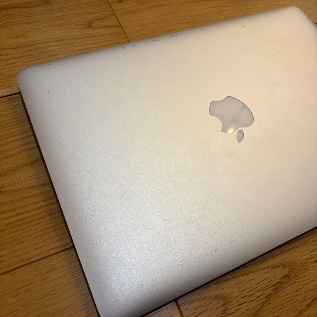 箱無しApple MacBook Air 13インチ シルバー 充電器付き