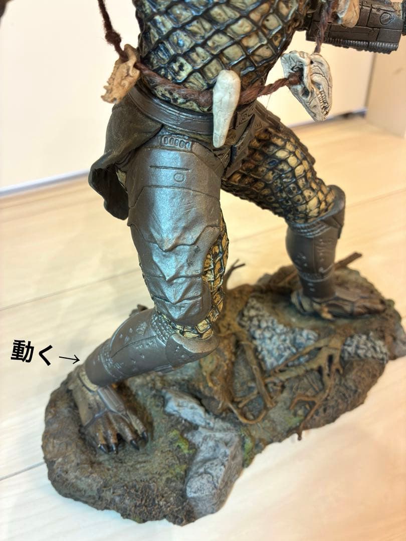 み*S様 【マクファーレントイズ】プレデターフィギュア 約30cm