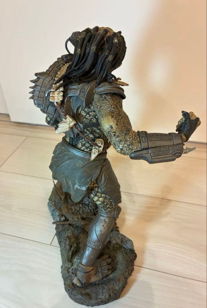 み*S様 【マクファーレントイズ】プレデターフィギュア 約30cm