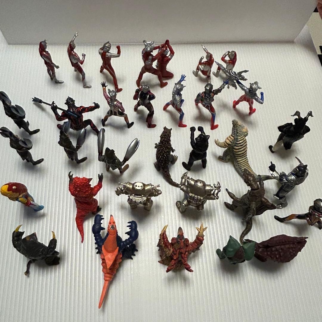 ウルトラマン シリーズ DG HG CORE フィギュア33 体セット