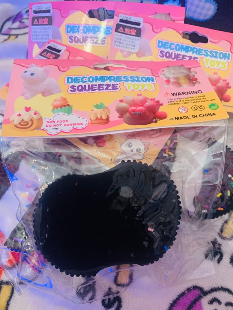 バイキンマン キーホルダー 缶バッジ ソフトコンタクトケース スターウォーズ