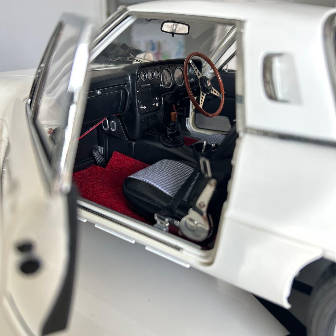 貴重品！マツダ コスモ スポーツ 後期型(L10B) 1/8 デアゴスティーニ