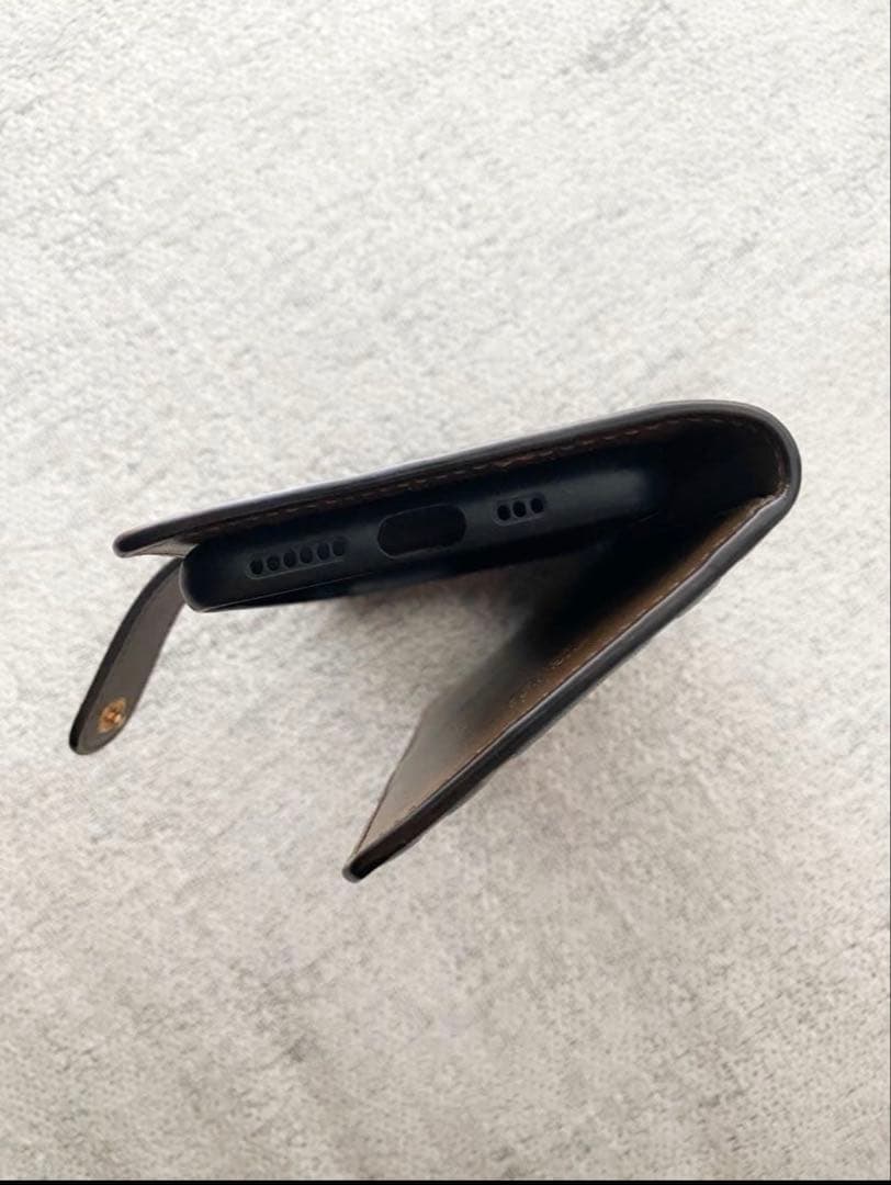 FENDI iPhone11pro 手帳型　スマホケース フェンディ