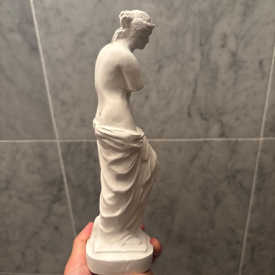どの角度からも美しいミロのビーナスのオシャレな石膏彫刻　デッサン