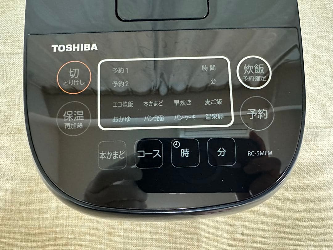 ✨美品✨TOSHIBA 東芝ジャー炊飯器　RC-5MFM ブラック　24年製