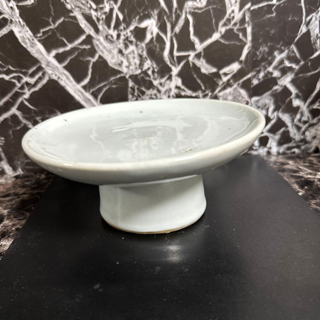 李朝、祭器、白磁、高台皿。完品。箱。