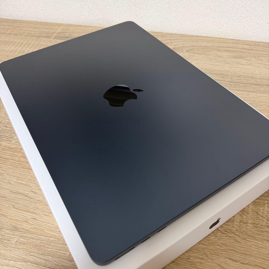 【美品】MacBook Air/M2/8コア/メモリ16GB/SSD512GB