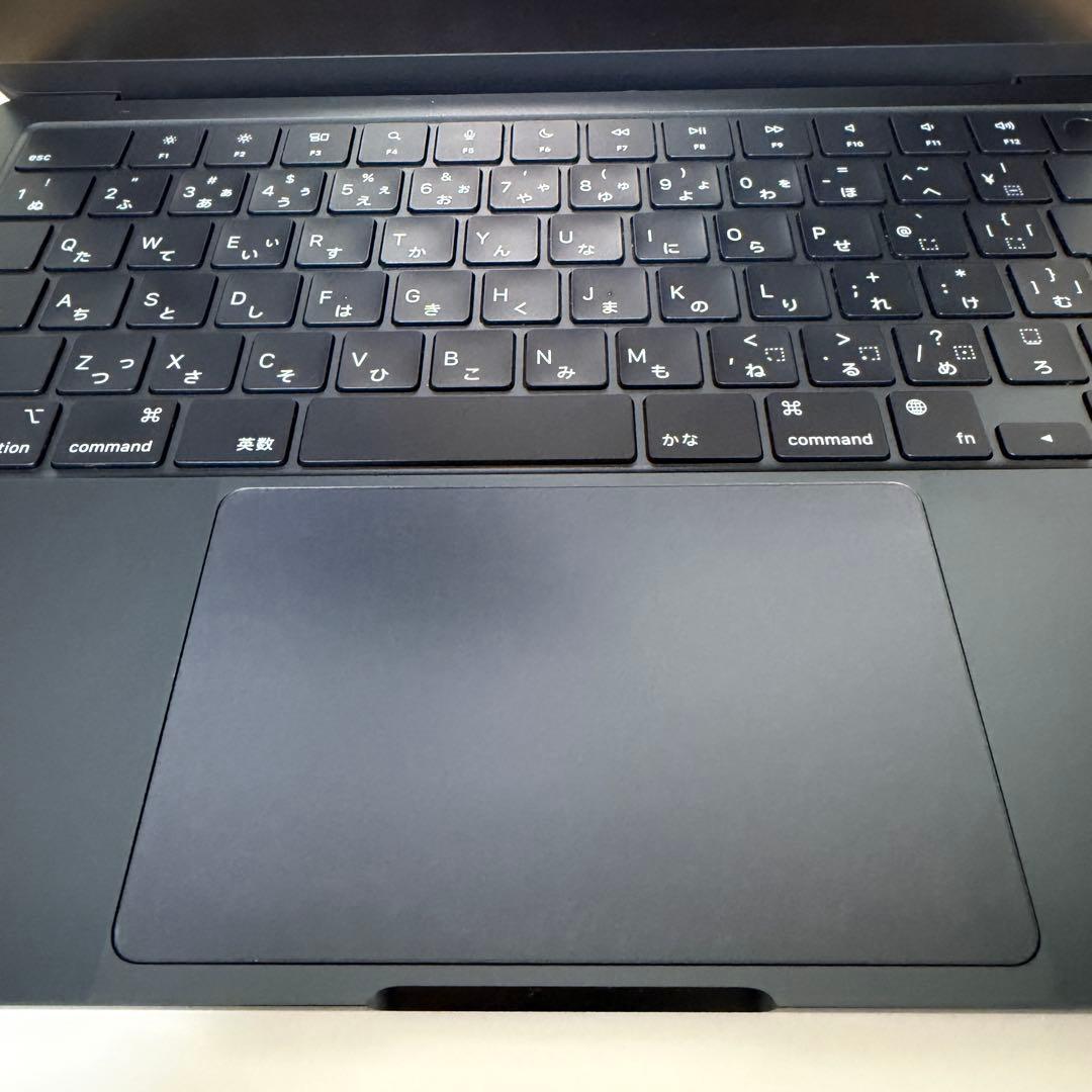【美品】MacBook Air/M2/8コア/メモリ16GB/SSD512GB