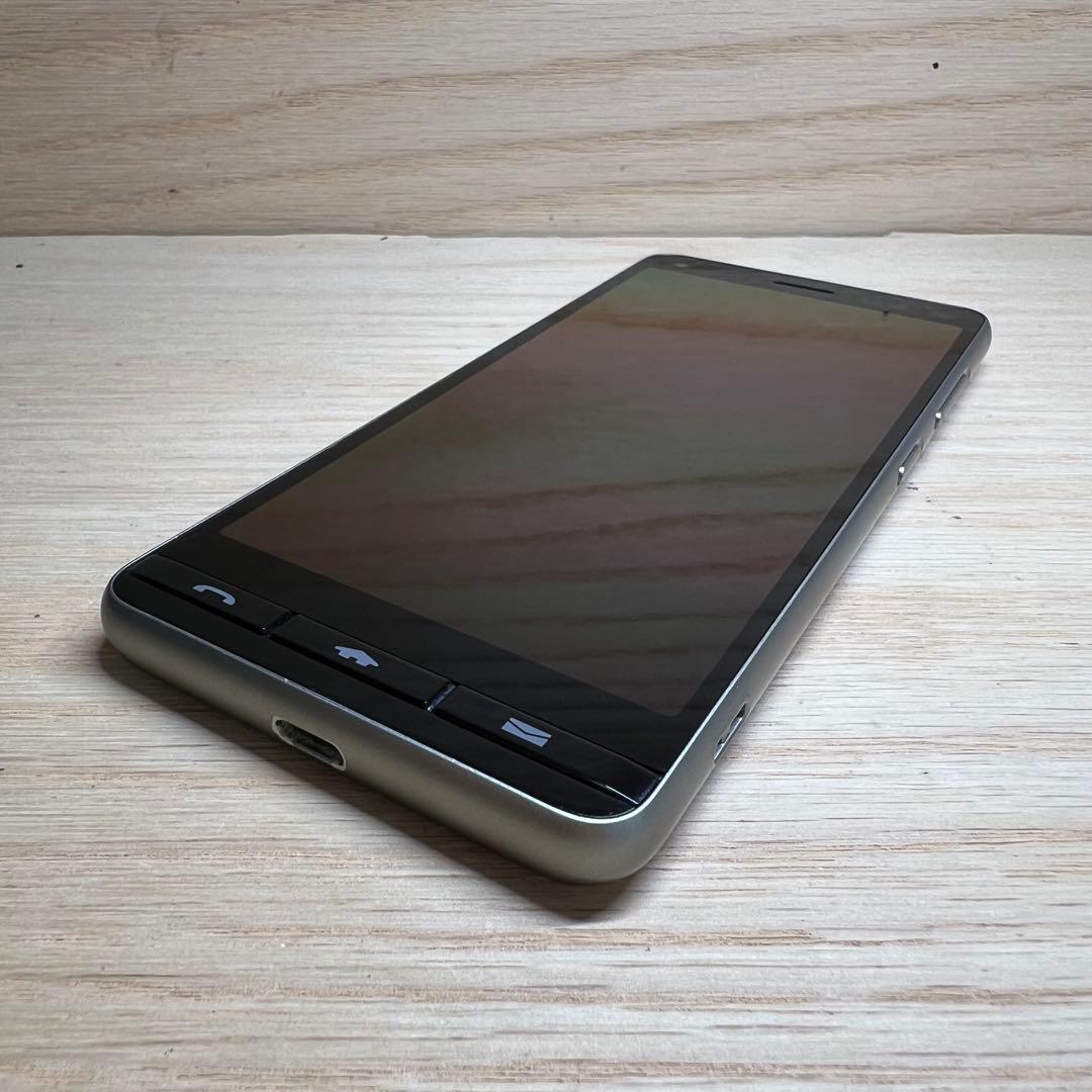 京セラBASIO4 本体Y113