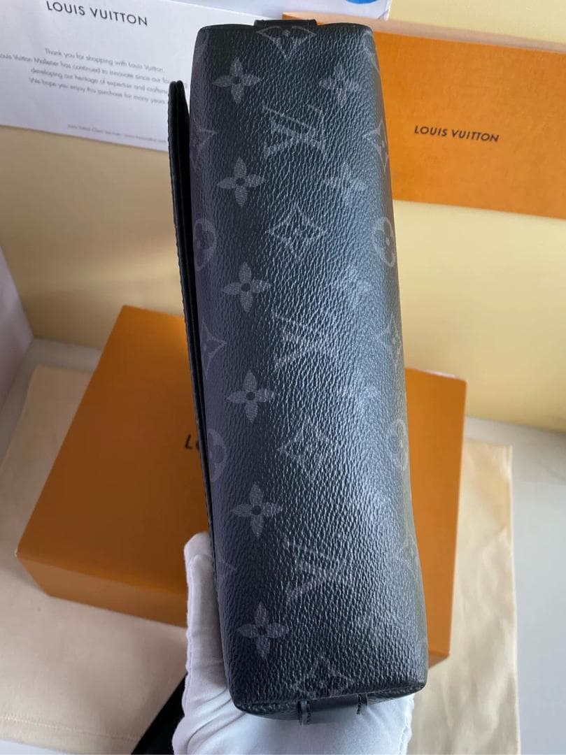 Louis Vuitton エクリプス ショルダーバッグ**-