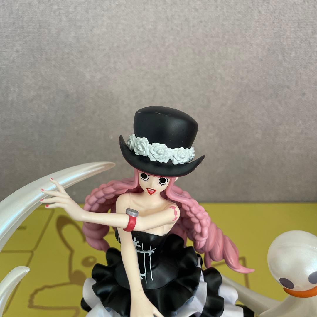 一番くじ　ワンピース　ハンコック　ペローナ　フィギュア